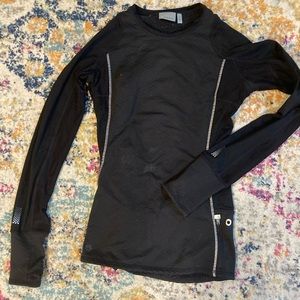 Athleta running long sleeve